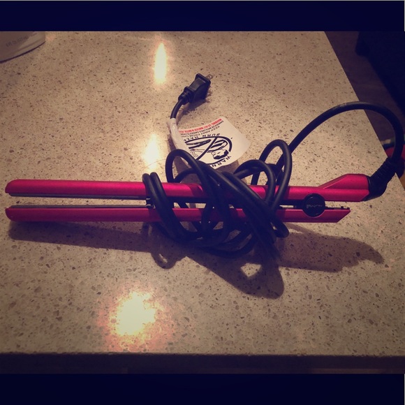 style setter straightener NuMe